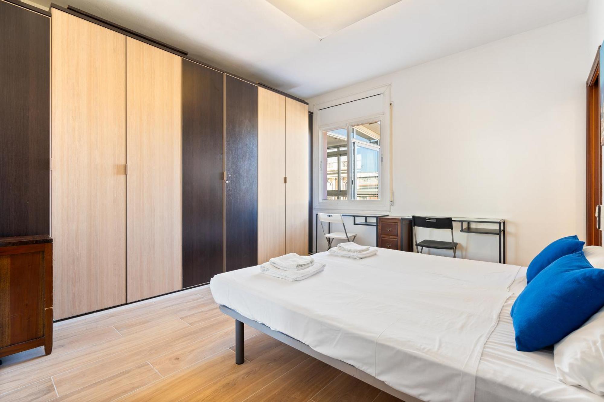 Chic 3br Retreat With Private Terrace Apartment Barcelona