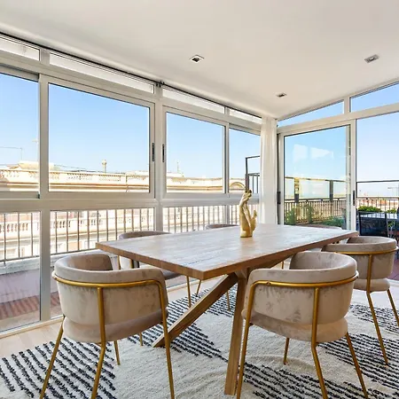 Chic 3Br Retreat With Private Terrace Apartment Barcelona Exterior photo