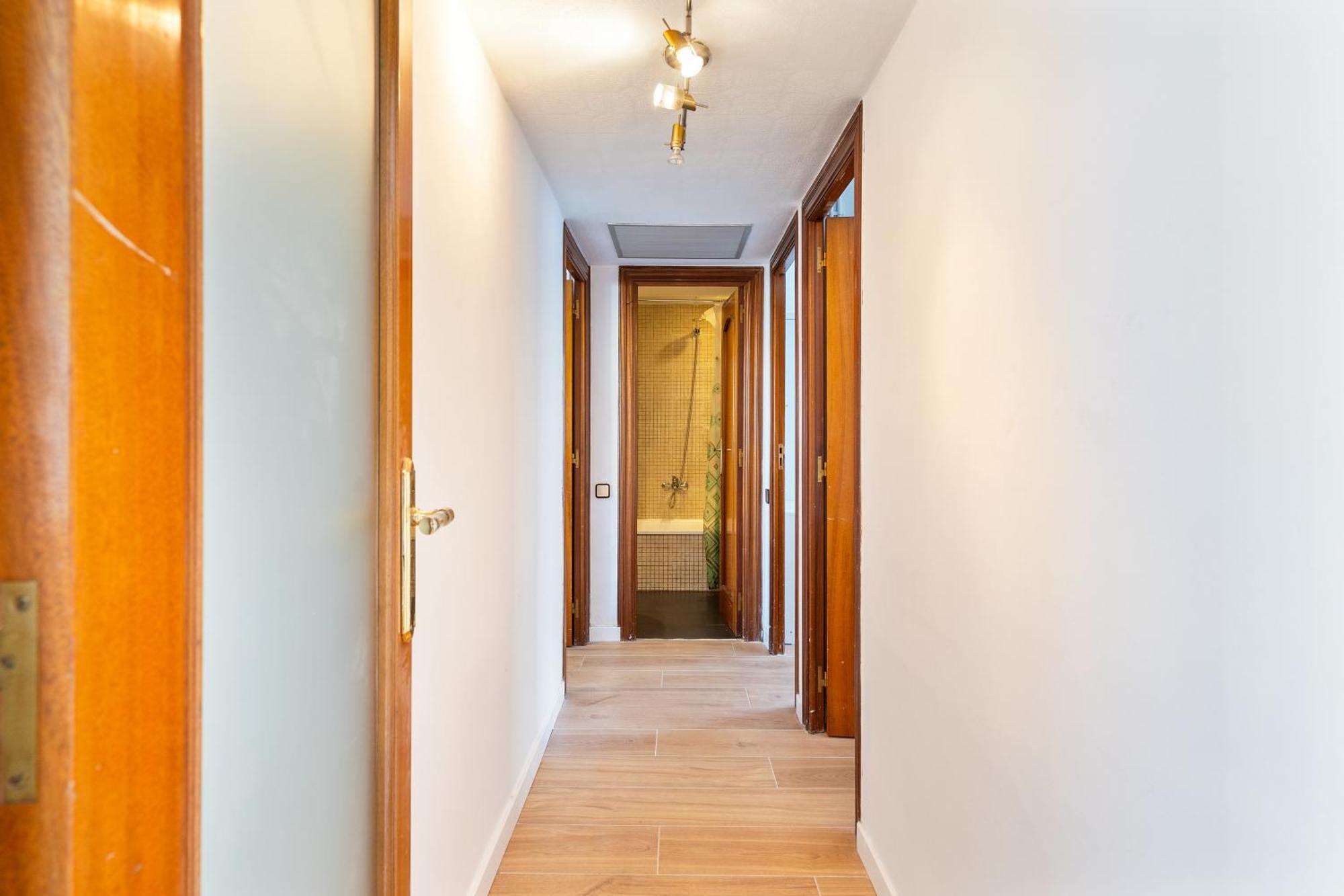 Chic 3br Retreat With Private Terrace Barcelone