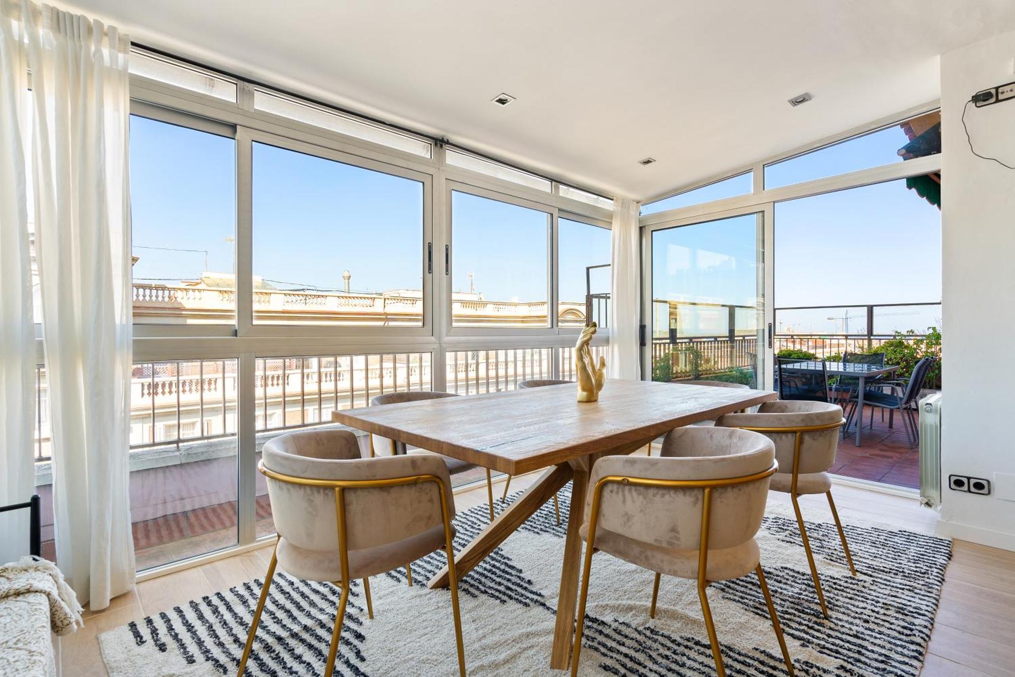 Appartement Chic 3br Retreat With Private Terrace *